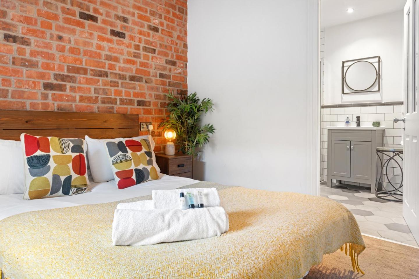 Luxurious City Centre Lace Market Apartment نوتينغهام المظهر الخارجي الصورة
